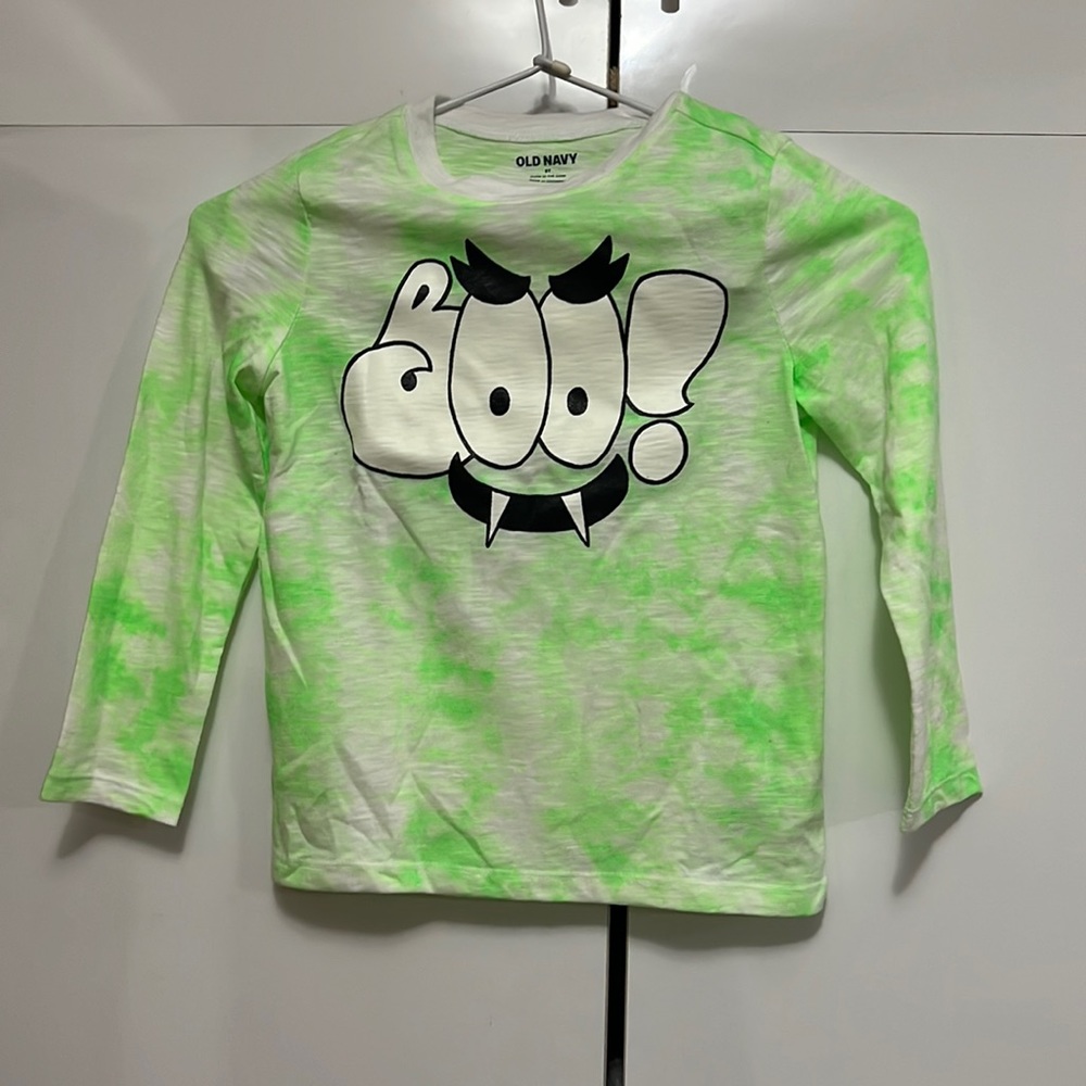NWOT Old Navy Boys T-Shirt.